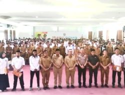 Sebanyak 563 Perangkat Desa di Mamuju Tengah Terima SK Perangkat Desa