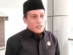 Wakil Ketua DPRD Mamuju Tengah Hadiri Penerimaan SK PNS,Hamka Berharap Jadilah Pegawai Profesional Dan Penuh tanggung Jawab 